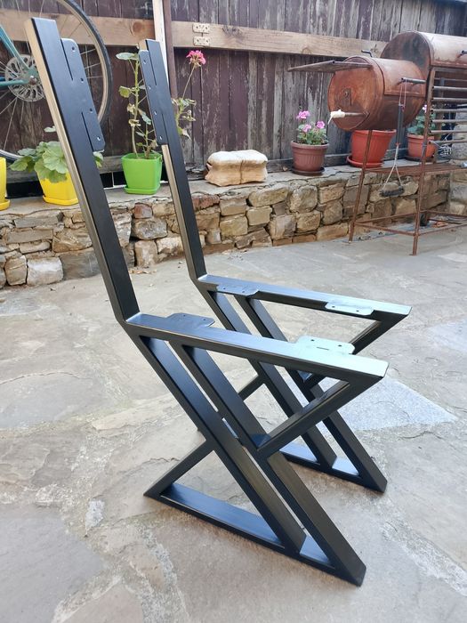 Метални крака за маса