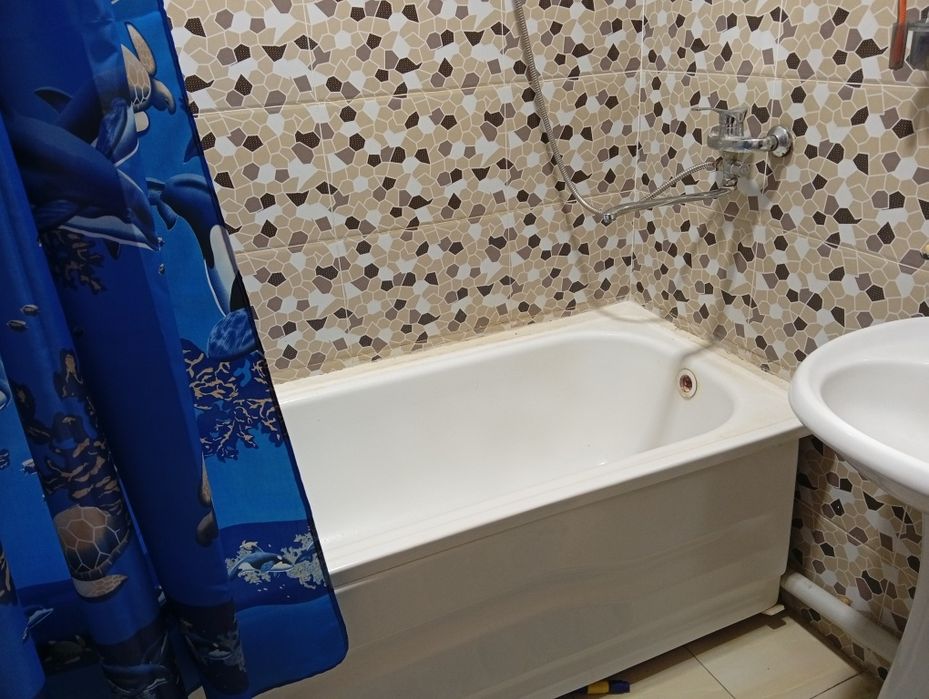 Yangi hayot uylaridan. Shaxar pasport stol yonidagi. 2 xonalik.