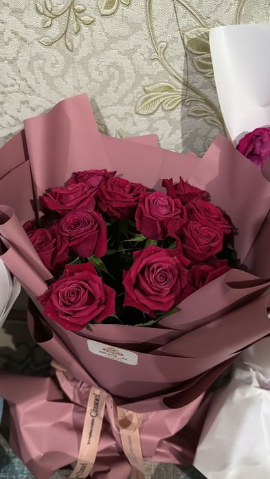 Әдемі гүлдер арзан бағада беріп жіберемін