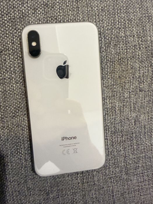 Iphone X 64 GB in cutie
