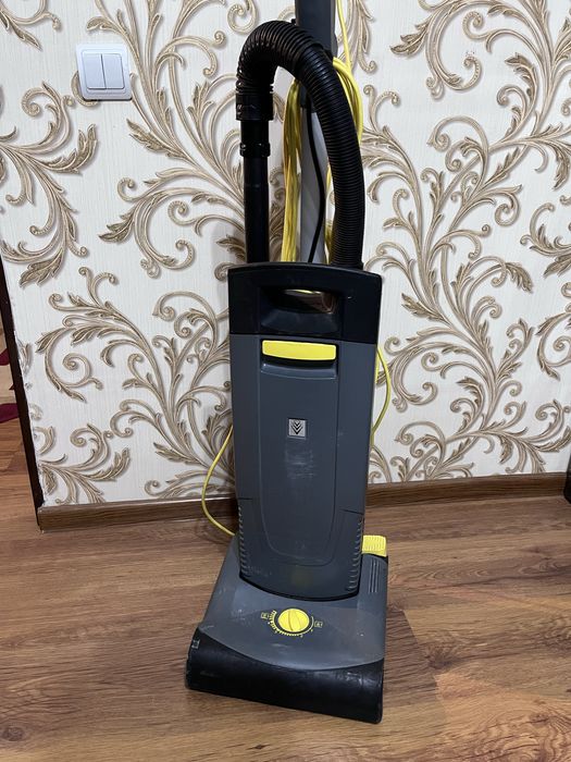 Karcher CV 30/1 в отличном состоянии, керхер профессиональный