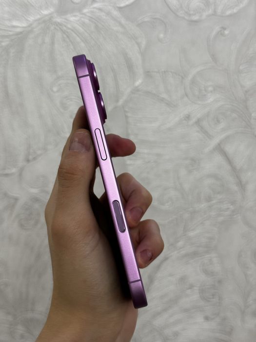 Продам айфон 16 iphone 16