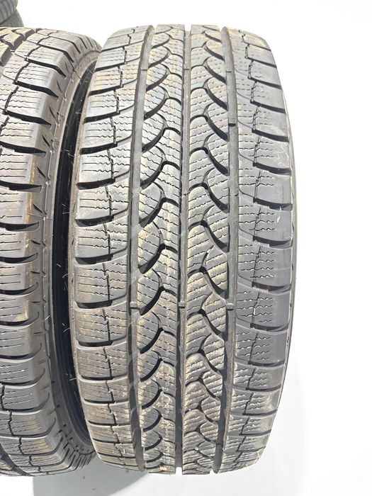 Anvelope de iarna 225/65 R16C