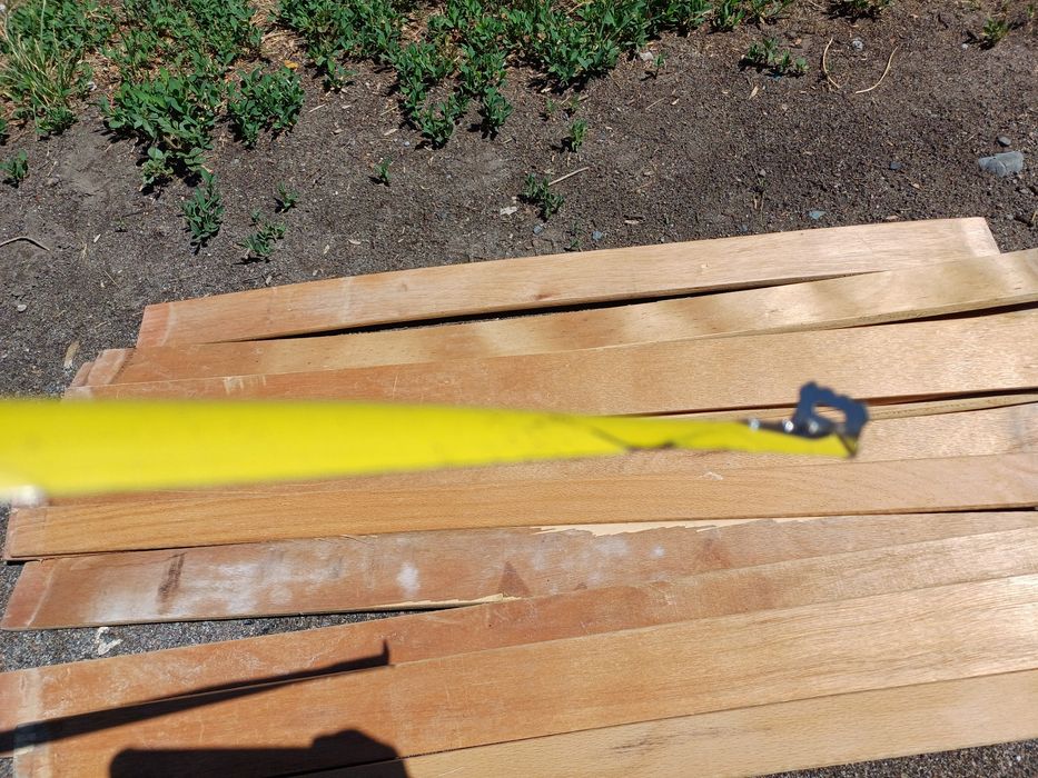 Продам на кровать ламелии ,рейки.