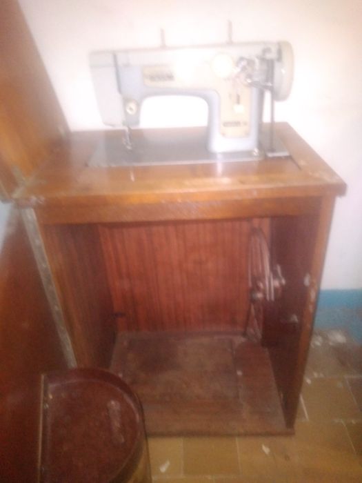 Швейная машинка.