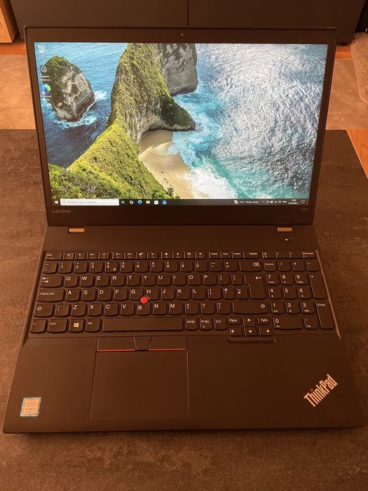 Лаптоп Lenovo Thinkpad T570 16” Intel core i5-7200 CPU 8GB RAM 256 GB SSD Windows 10 Pro