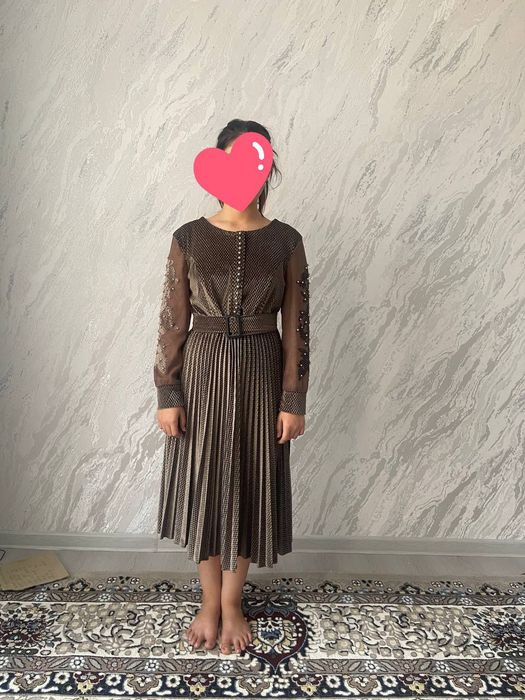 Платье вечернее  в хорошем состоянии