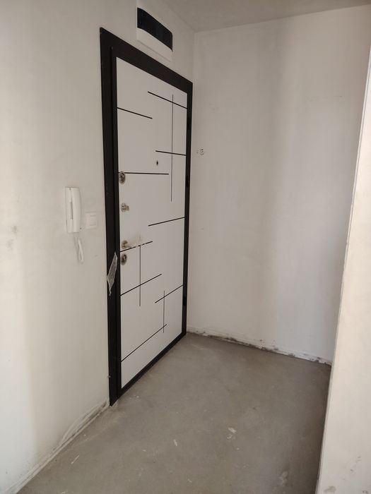 Продава се Двустаен апартамент в Пловдив, Гагарин - 68 кв.м за 1618 €/кв.м - Снимка #2