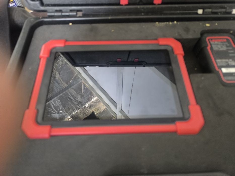 Продам автосканер Launch x431 pro