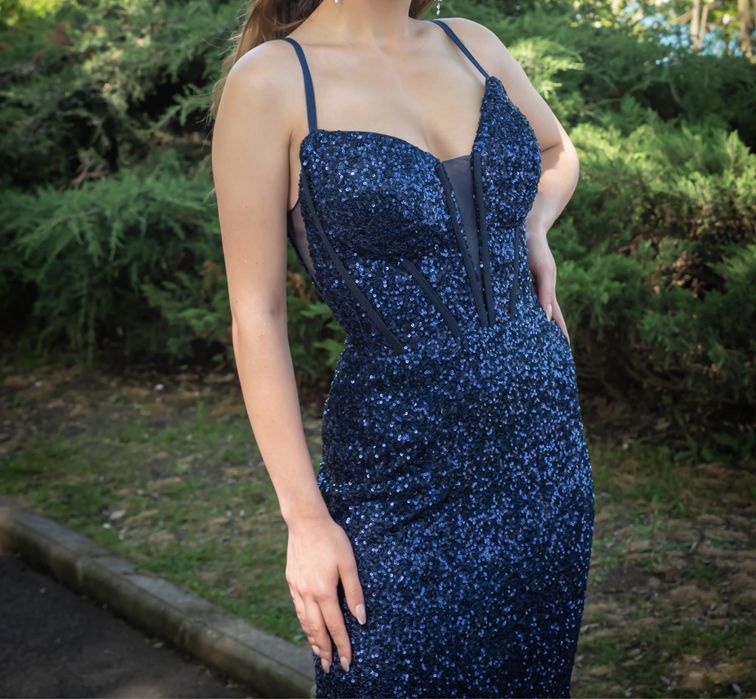 Бална рокля