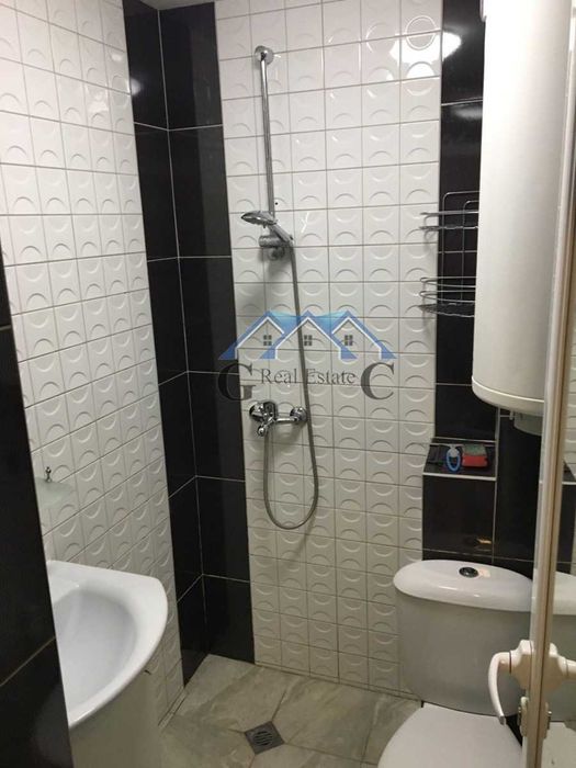 Продава се Къща в Варна, Трошево - 412 кв.м за 981 €/кв.м - Снимка #17