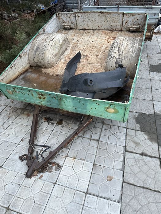 Прицепы бу целые