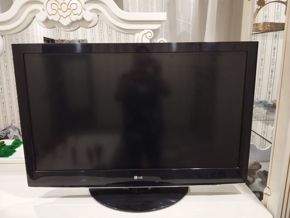 Телевизор 43 экранли