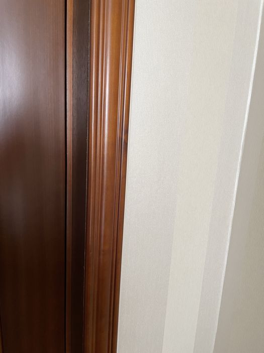 Двери из натурального дерева тик.