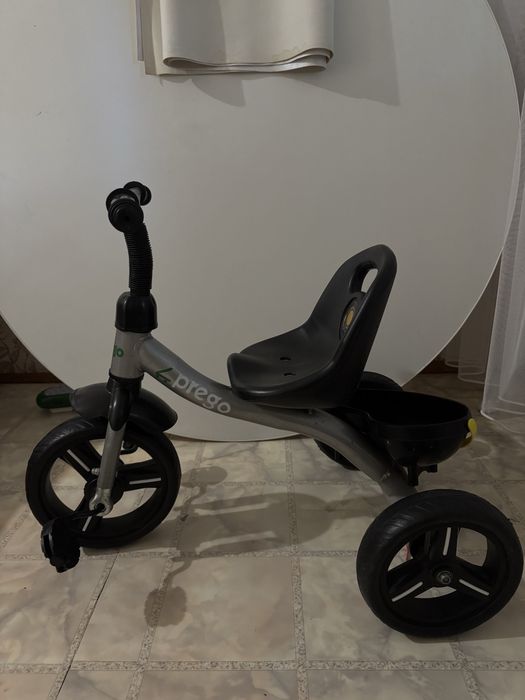 Продам велосипед 3 колесный