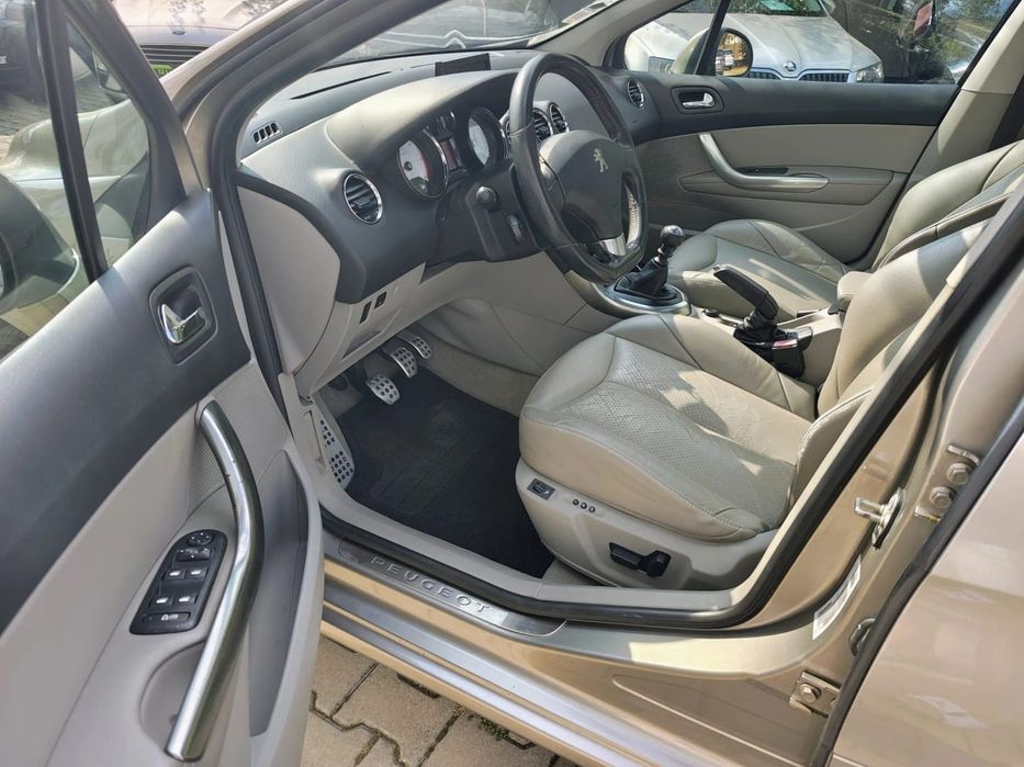 Peugeot 308 Feline FULL Hatchback 2012 Euro 5 1.6 Hdi Navi/!Bixenon adaptiv / Panoramoc/ Led / Piele crem etc..