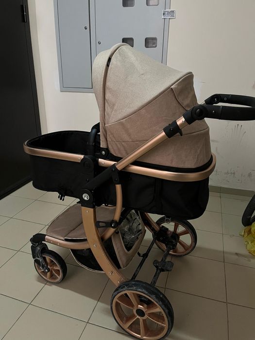 Продам коляску в отличном состоянии