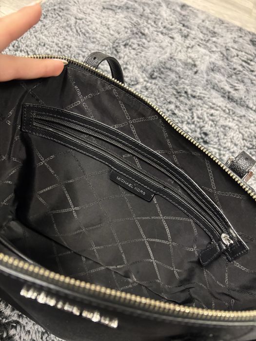 Geanta Michael Kors Jet Set