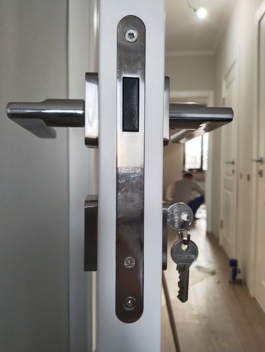 Установка дверей