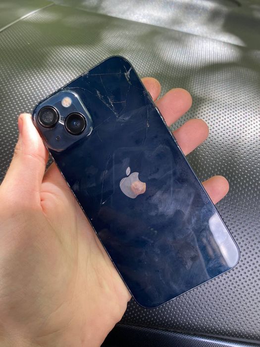 Продам iphone 13