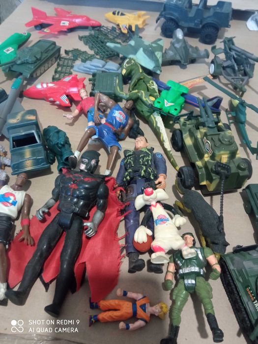 Играчки войници и други