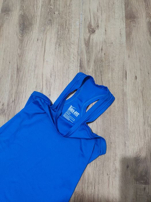 Maiou dama Nike mărimea M