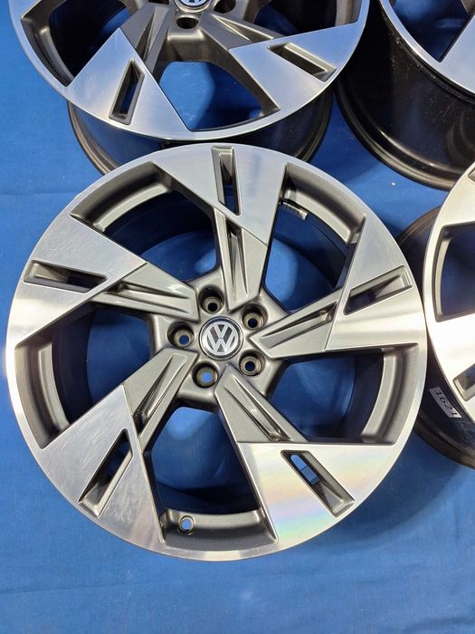 Jante Aliaj 5x112 20'' OEM VW Toureg R-LINE 2023 CA NOI 9J ET 38 !