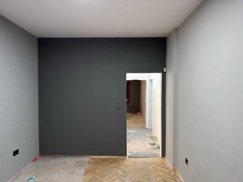 Професионално боядисване с латекс, от фирма с Топ майстори и качество.