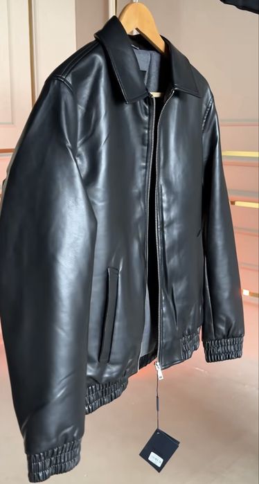 Продаётся новая кожаная куртка Prada