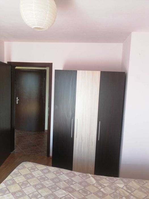 Дава се под наем Тристаен апартамент в Варна, Бриз - 93 кв.м за 459 € - Снимка #3