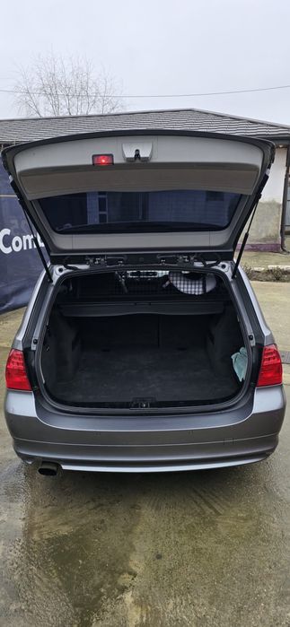 BMW Seria 3 318i 2009