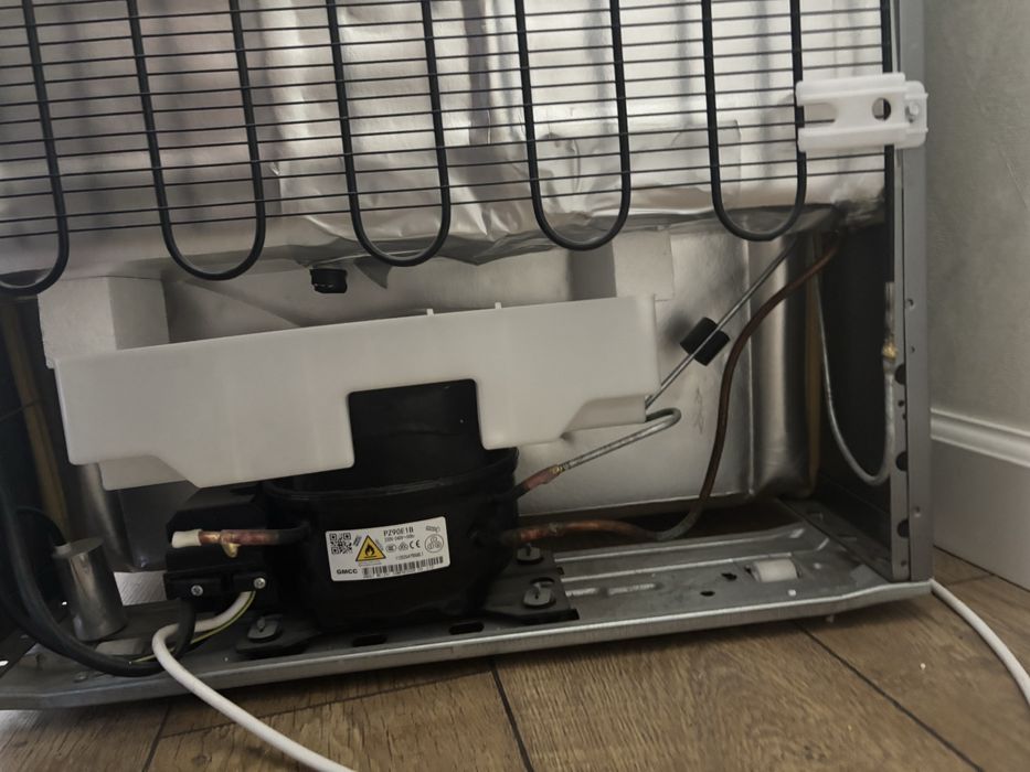 Морозильник beko 1,5 года