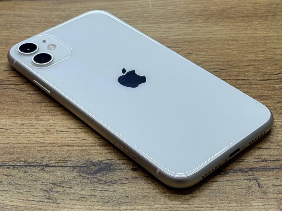 iPhone 11 в идеальном состоянии