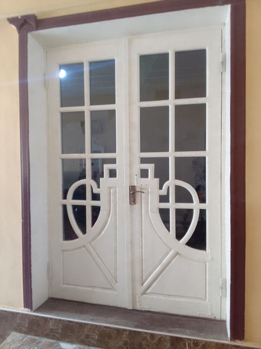 Ешик ромлар сотилади