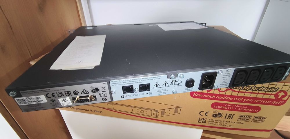 UPS APC Smart-UPS SC 450 Rack-abil NOU