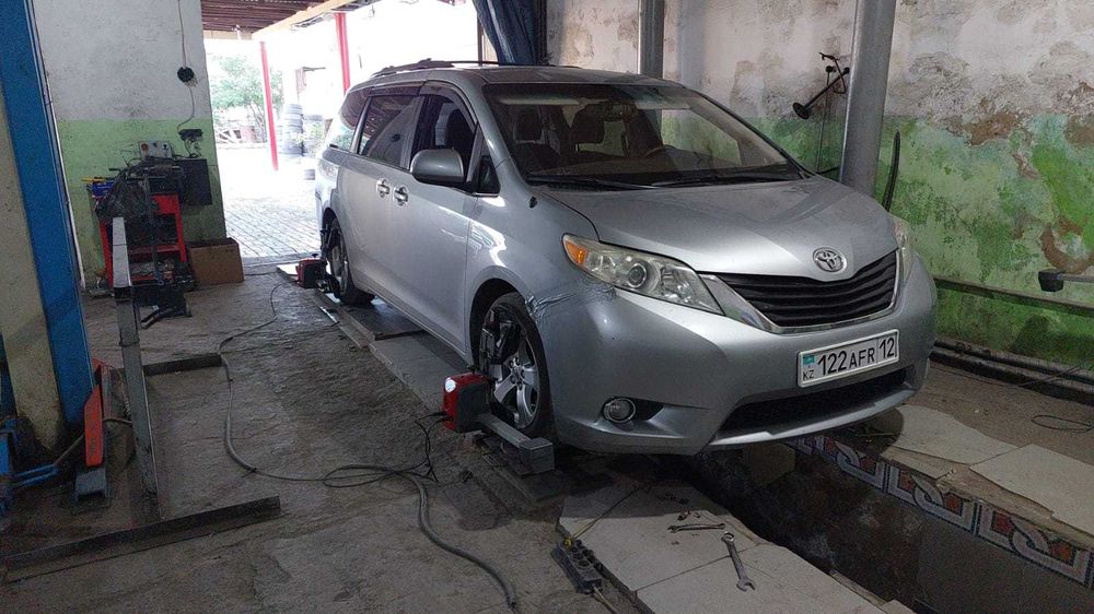 Продаю Toyota Sienna(Газ-Бензин)