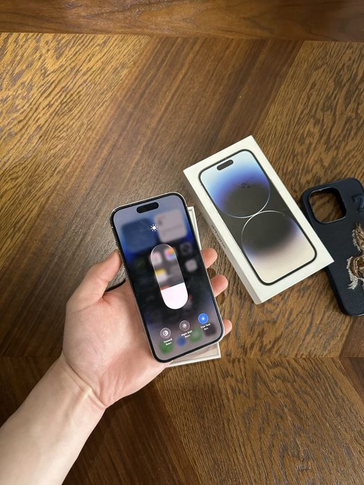 Iphone 14 pro 256 gb идеальный