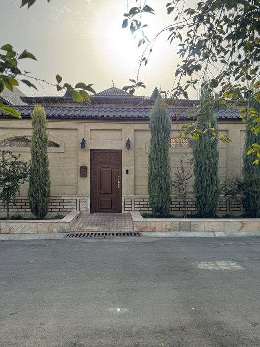 Срочно сдается жилой дом на улице Амира темура!!!