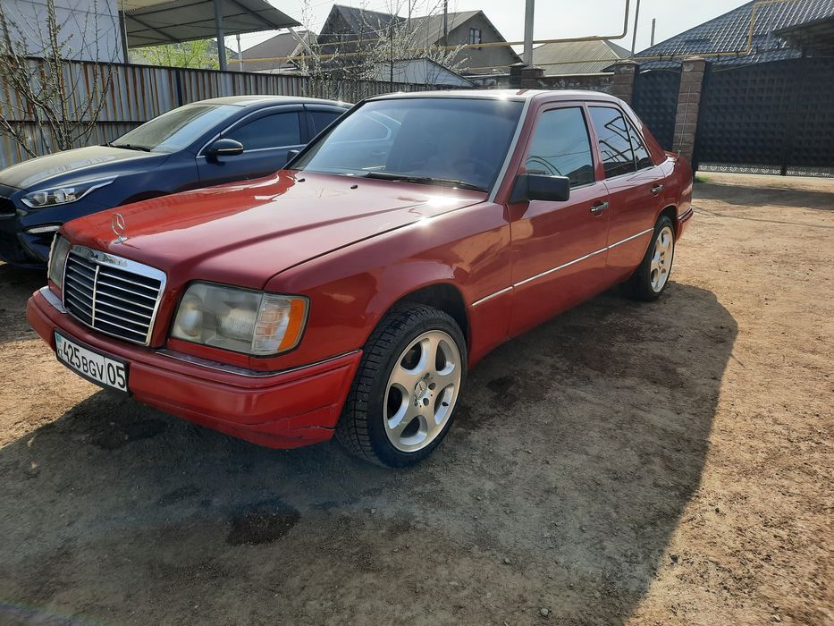 Продам машину мерседес