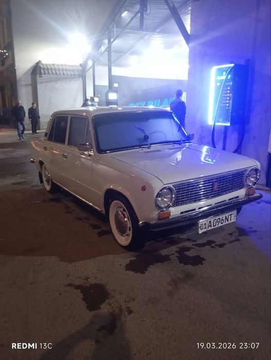 Avto mashina sotiladi