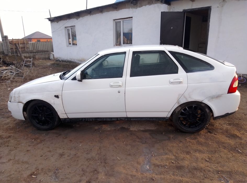 Приора хэтчбек на ходу