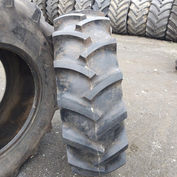 Cauciucuri 14.9-24 (380/85R24) Universal Anvelope Fendt New Holland