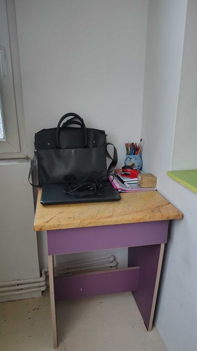 Birou pentru spații mici