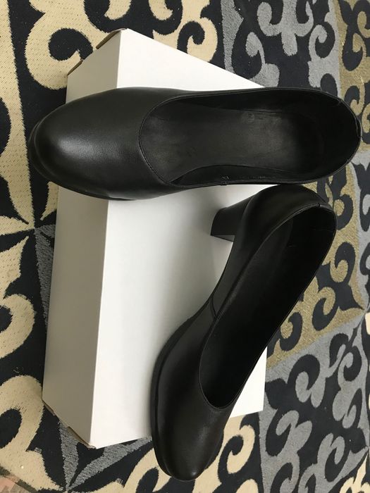 Женские Туфли классика 37 размер. Кожаные.