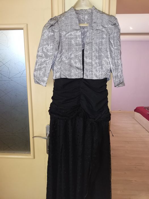 Черна бална рокля