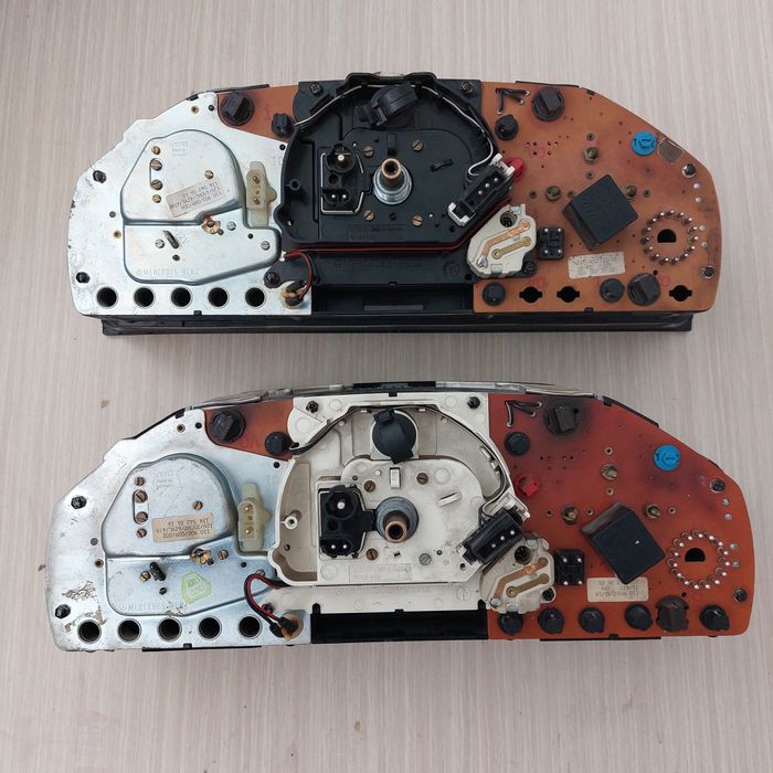 Щиток приборов Мерседес w124