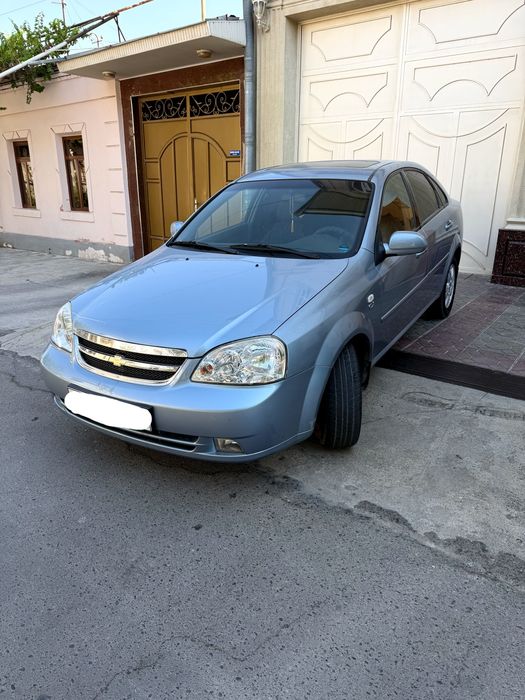 Chevrolet lacetti 2012