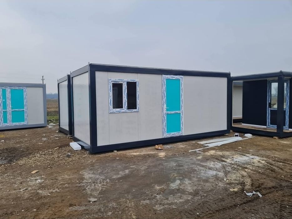 Vând containere modulare
