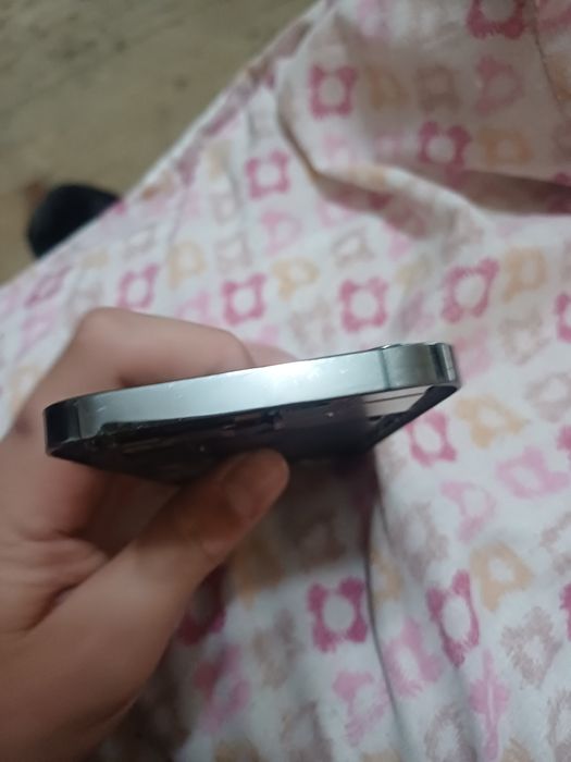 Iphone 12 pro (Без Дисплеи)+калъф