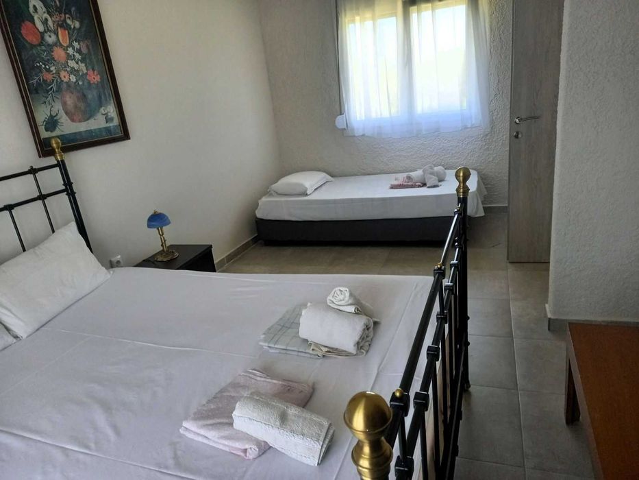 Триетажна къща в Каландра - Халкидики, Гърция